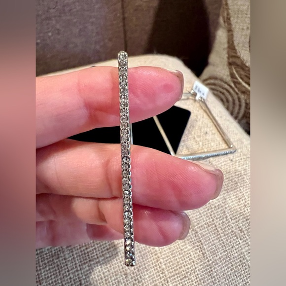 Silver/rhinestone earrings - Picture 4 of 11